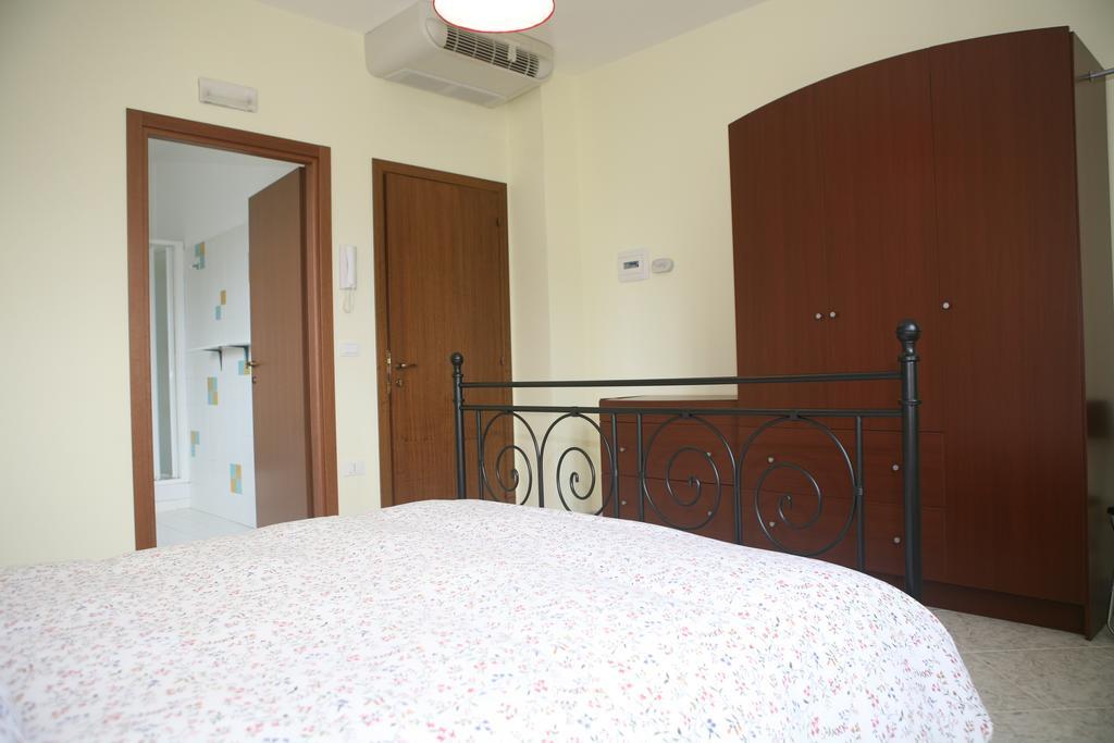 B&B La Collina Degli Ulivi Civitella Del Tronto Luaran gambar
