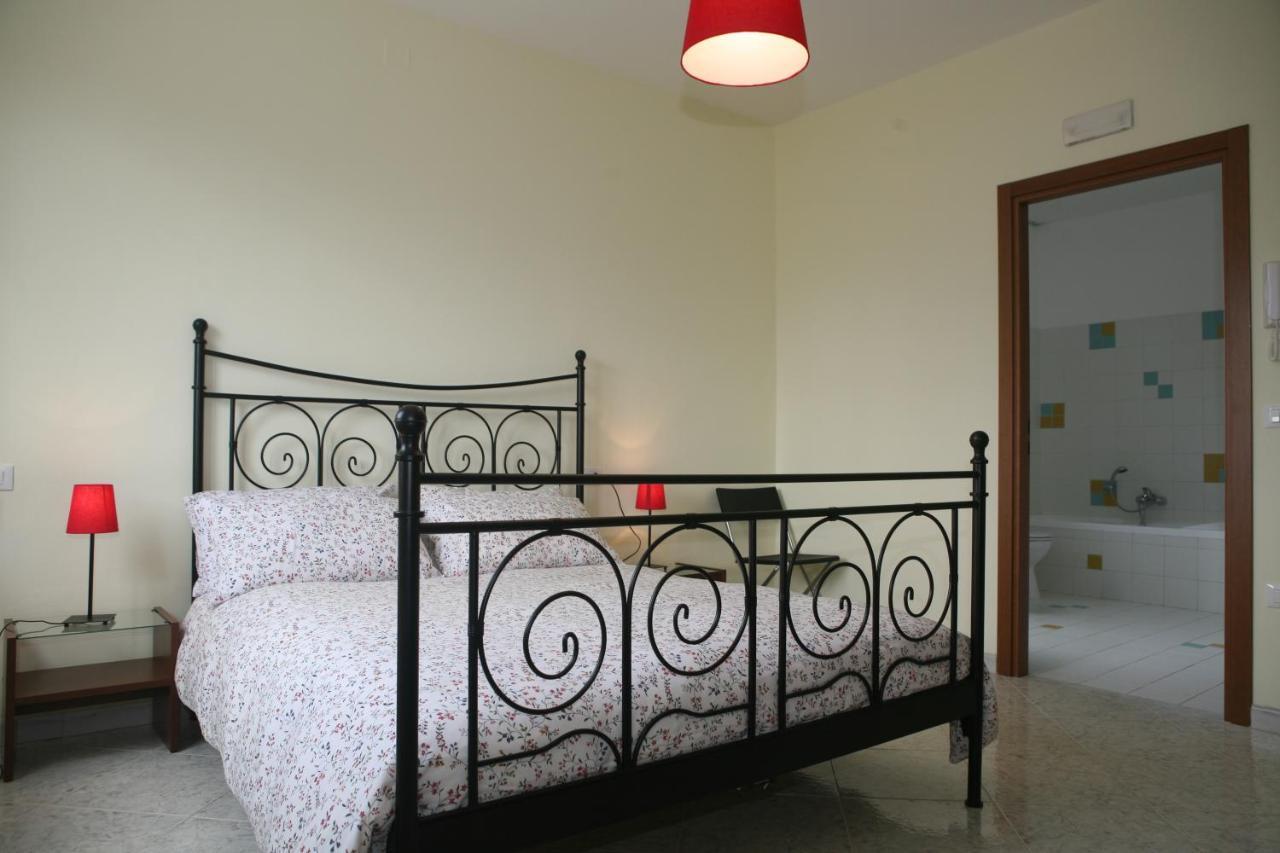 B&B La Collina Degli Ulivi Civitella Del Tronto Bilik gambar